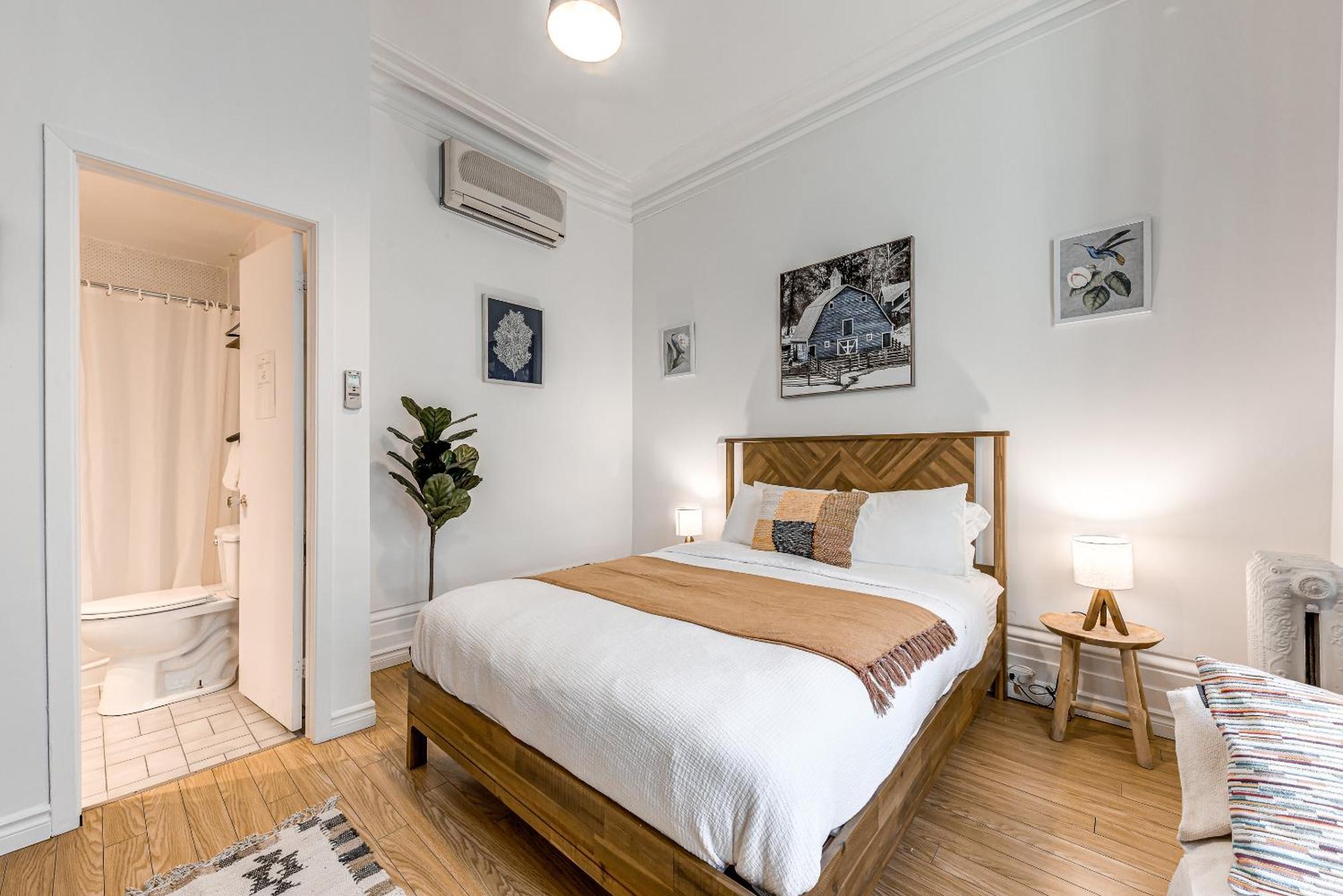 North House - Hotel Automatise Manoir Des Remparts ควิเบกซิตี้ ภายนอก รูปภาพ