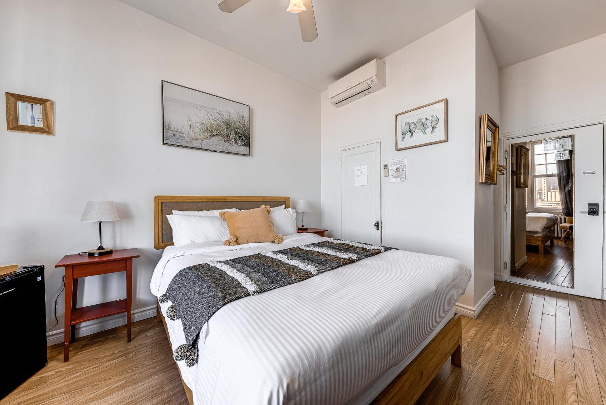 North House - Hotel Automatise Manoir Des Remparts ควิเบกซิตี้ ภายนอก รูปภาพ